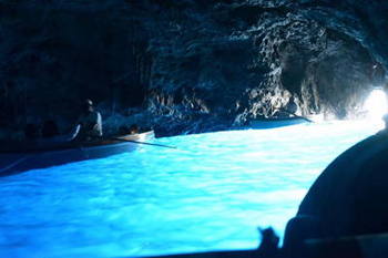 23青の洞窟.jpg